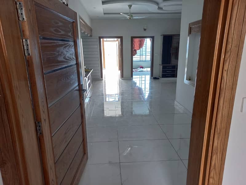 Upper Portion Available For Rent 3