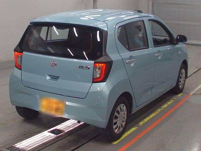 Daihatsu Mira 2021 5