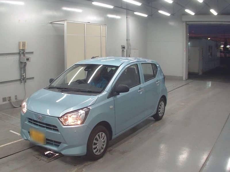 Daihatsu Mira 2021 6