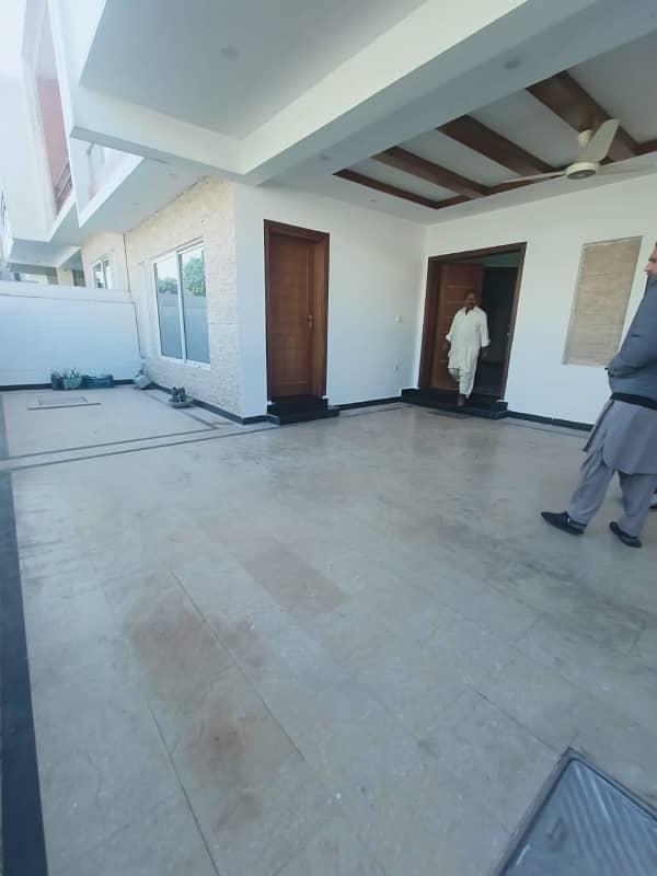 10 marla house for rent sector C3 bahria enclave islamabad 9