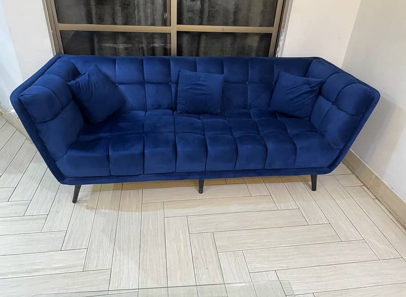 5-Seater Modern Sofa – Stylish & Comfortable | For Sale! 2