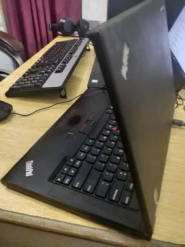 Lenovo Thinkpad T430 laptop 2