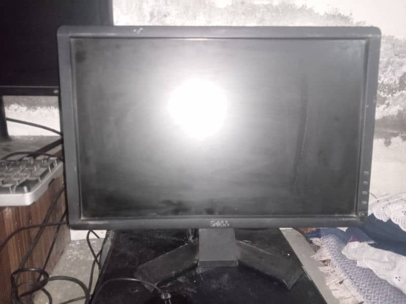 Dell 17 inch LCD far sale urgent 0