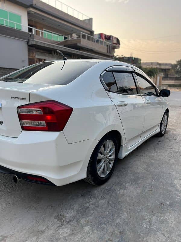 Honda City Aspire 2015 4