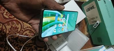 tecno camon 30 16gb/256gb urgent sale