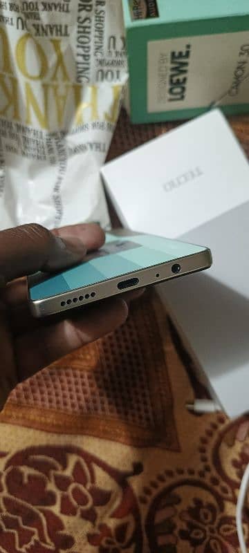 tecno camon 30 16gb/256gb urgent sale 6