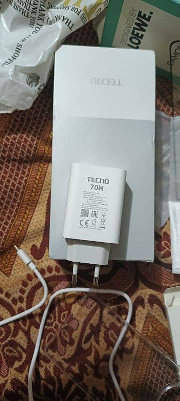 tecno camon 30 16gb/256gb urgent sale 11