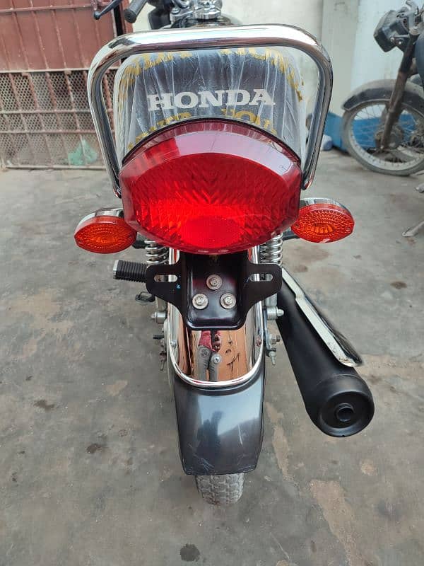 honda 125 special edition model 2024 4