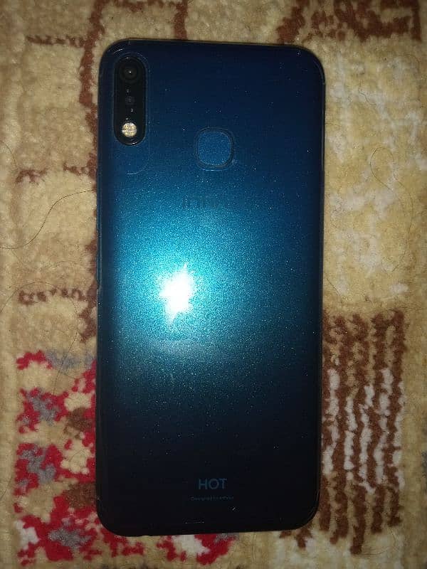 Infinix hot 8 lite 6