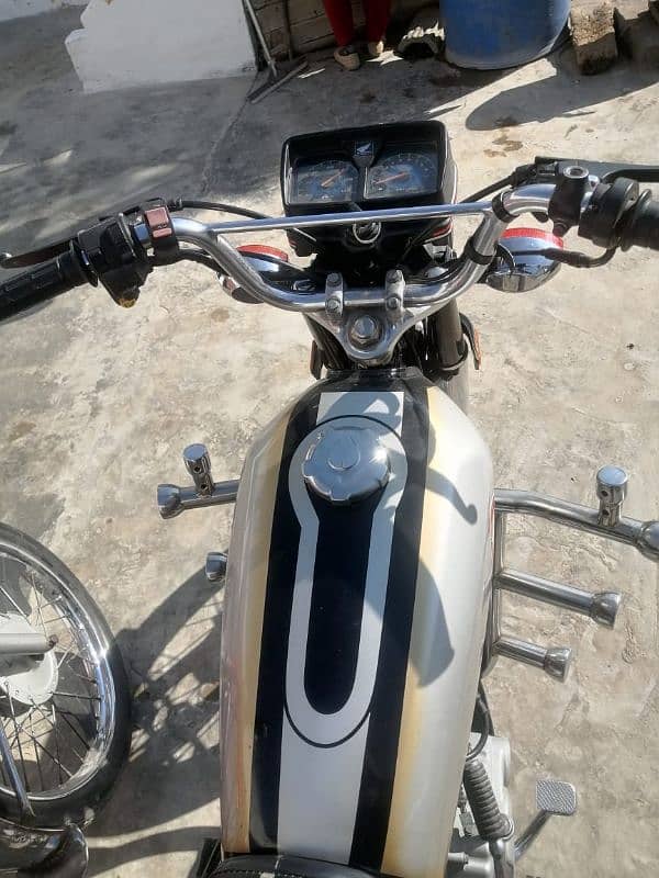 Honda 2018 dubbal Saman 03293965224 only whatsapp 3