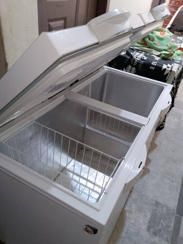 Dawlance deep freezer 03221345693 2