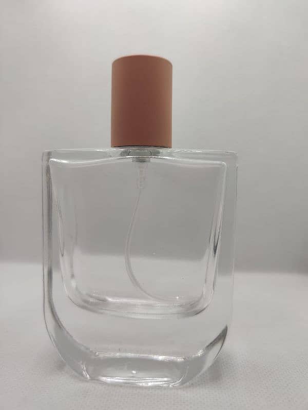 30,50,100Ml empty Perfume Bottle available 10