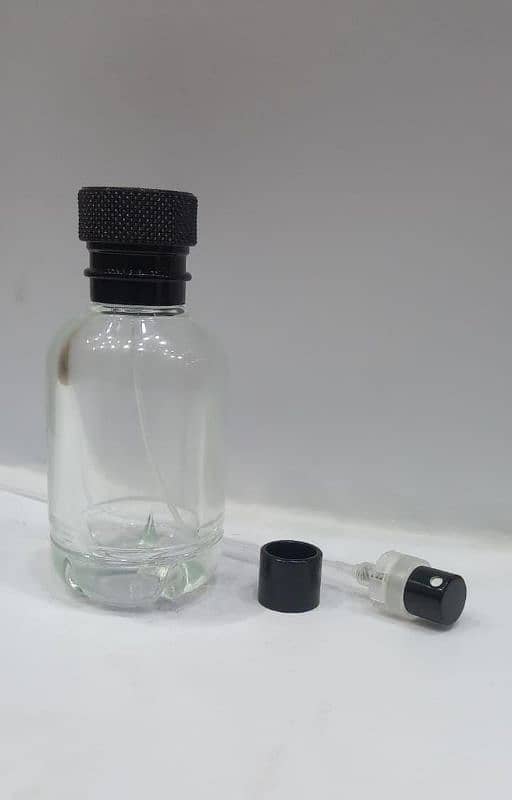 30,50,100Ml empty Perfume Bottle available 12