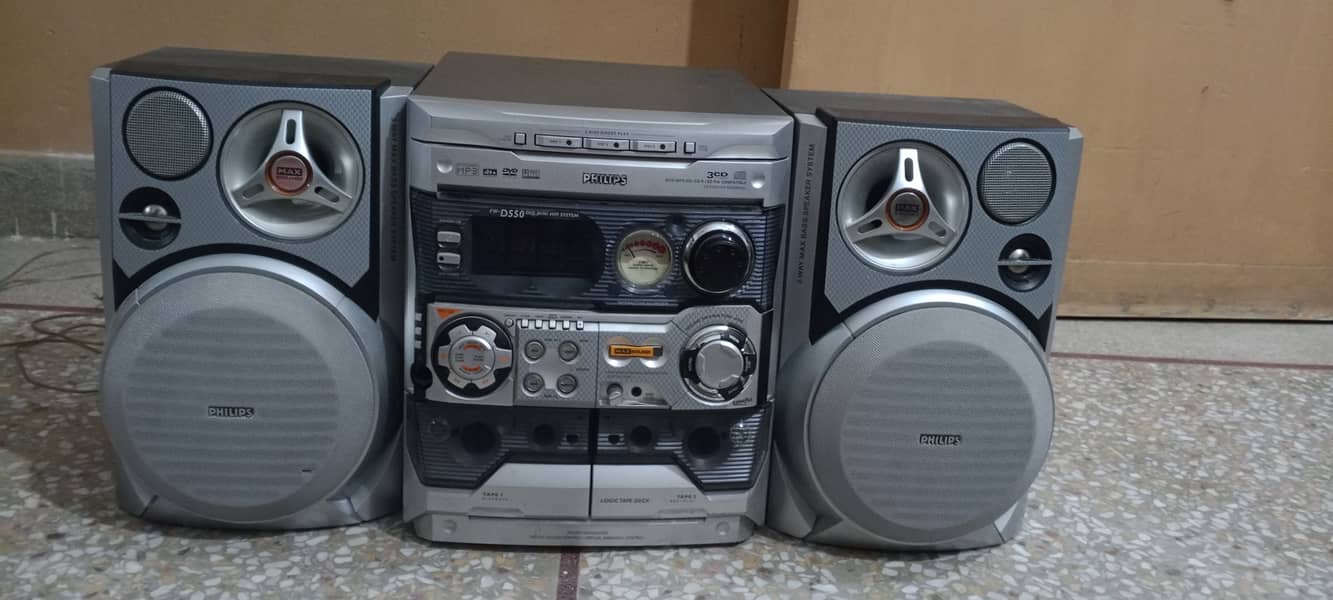 Philips Cd / cassette player audio model FW D550 / 21 M 0