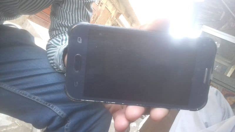 Samsung j1ace mob used condition. 10/9 hai or the hai 2