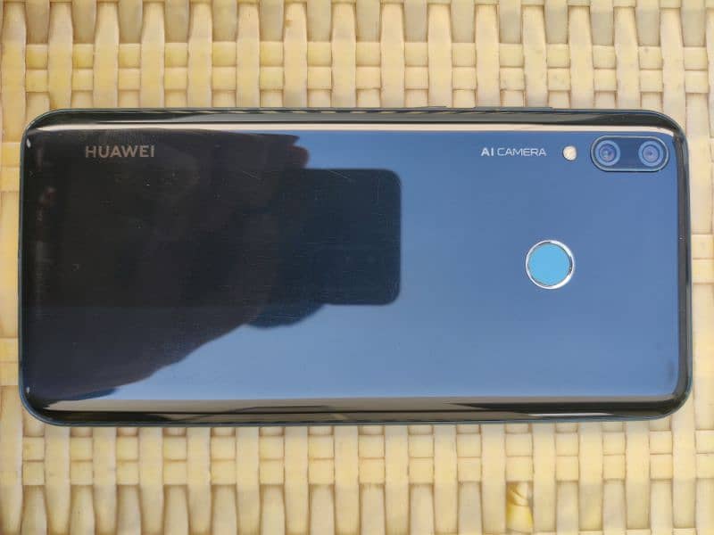 Huawei Y9 2019 1