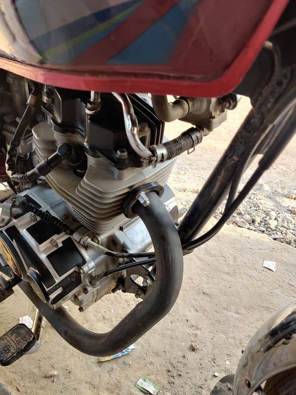 Honda 125 . . mery naam par hai total file smart card 1