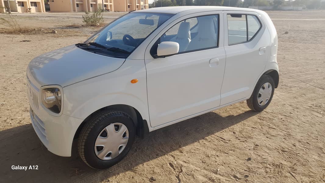 Suzuki Alto VXL AGS 2025 3