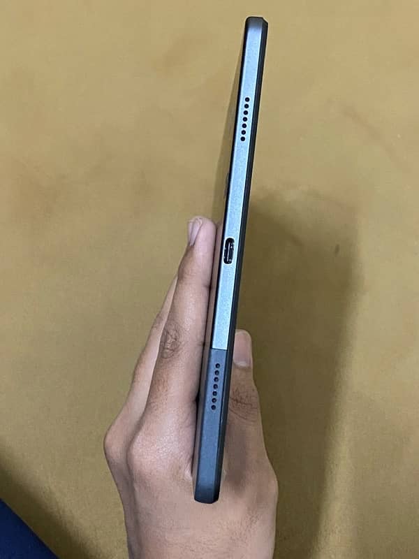 Lenovo tab p11 plus 4gb 1