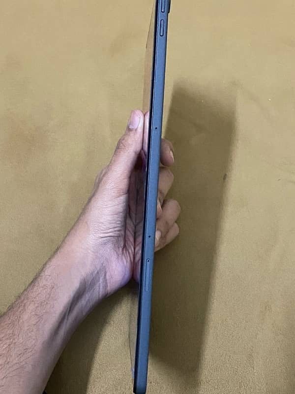 Lenovo tab p11 plus 4gb 5