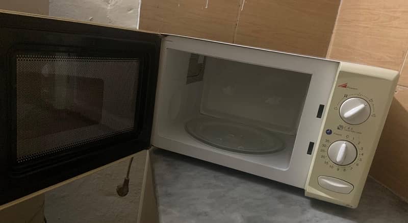 Microwave Oven for Sale 2