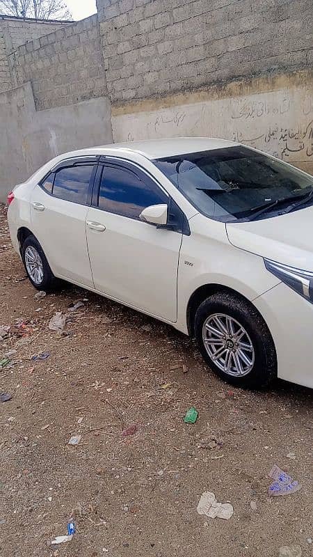 Toyota Corolla GLI 2017 03469644740 2