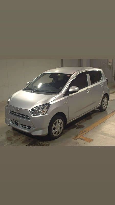 Daihatsu Mira 2021 1