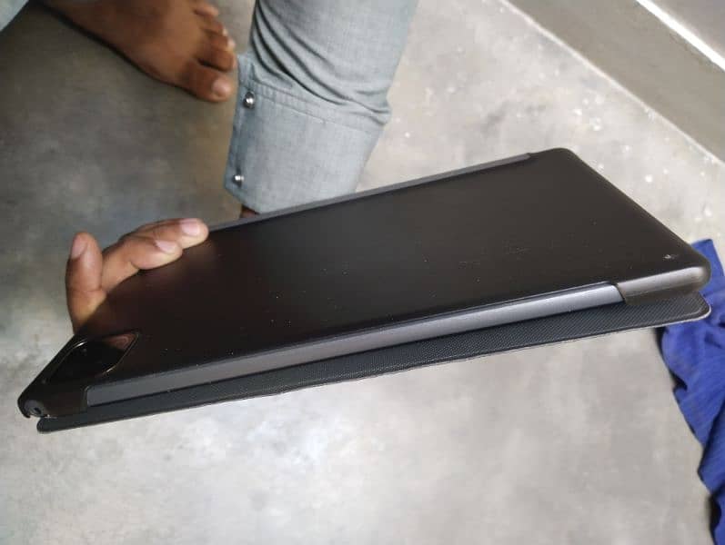 Oteeto TAB10 Slightly used but brand new condition imported from Dubai 4