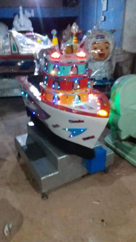 Token Ride jhoolay 03152773185 kids Ride swing  ٹوکن جھولے 12