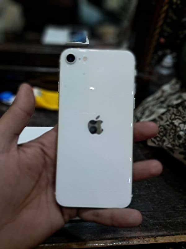 iphone se 2020 128gb pta approved bettry replace 1