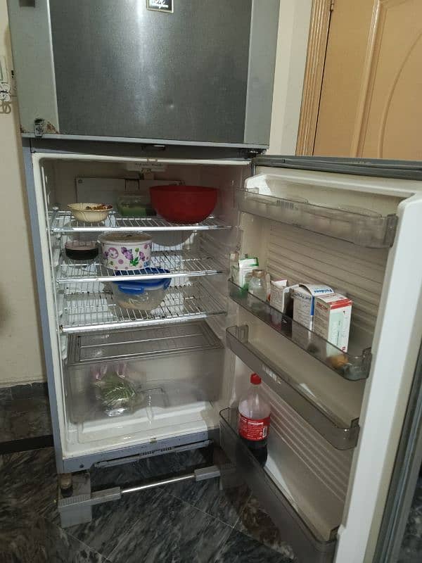 Dawlance Fridge For sale 7