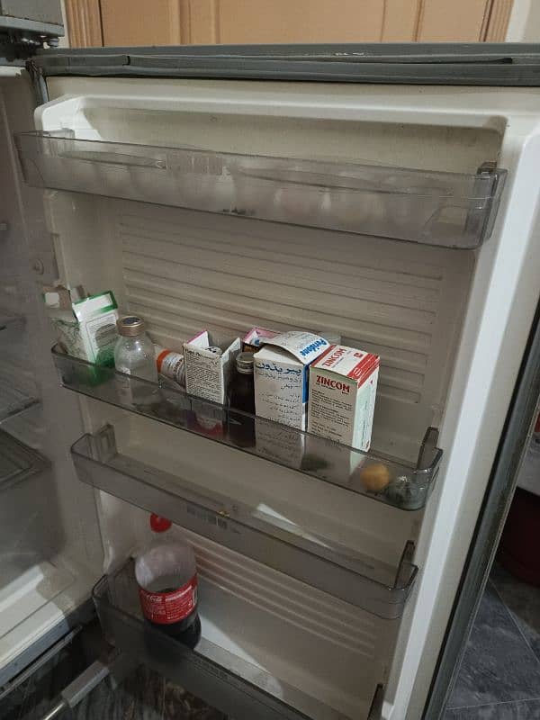 Dawlance Fridge For sale 8