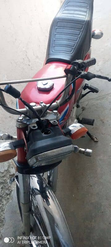 Honda125 model 2013 Punjab three digit no 284 price 99000 Kamra 5