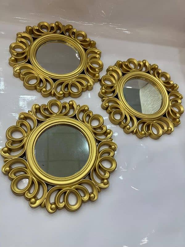 Set of 3 elegant Mirrors 2