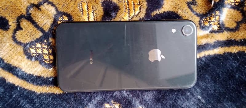 IPHONE XR 10/9 CONDITION 28 THOUSAND 1