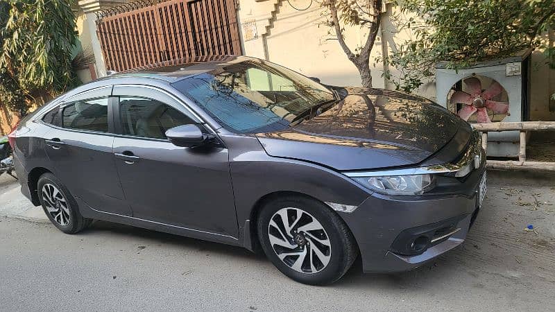 Honda Civic 2016 1