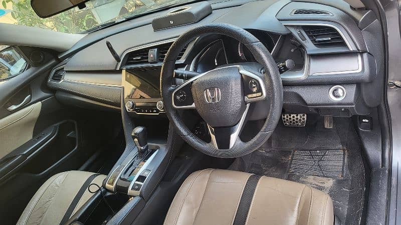 Honda Civic 2016 4