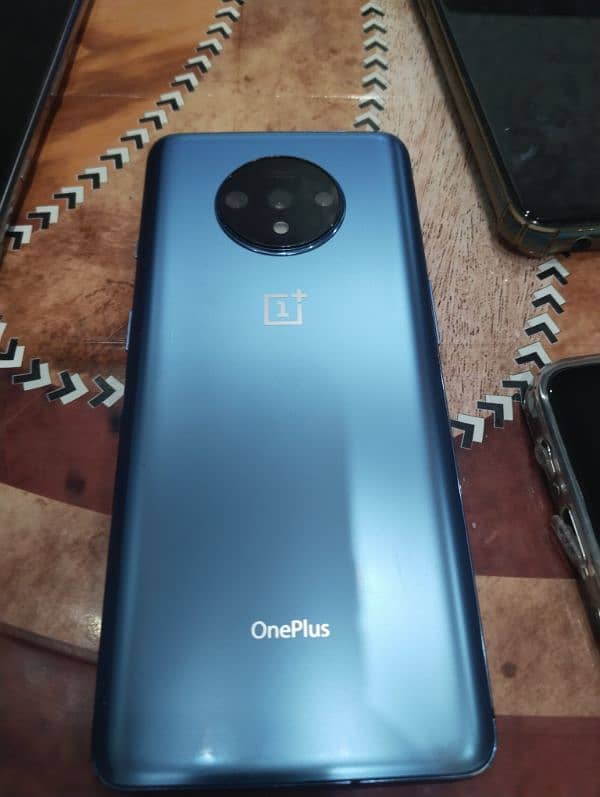 ONE PLUS 7T 8/128 3