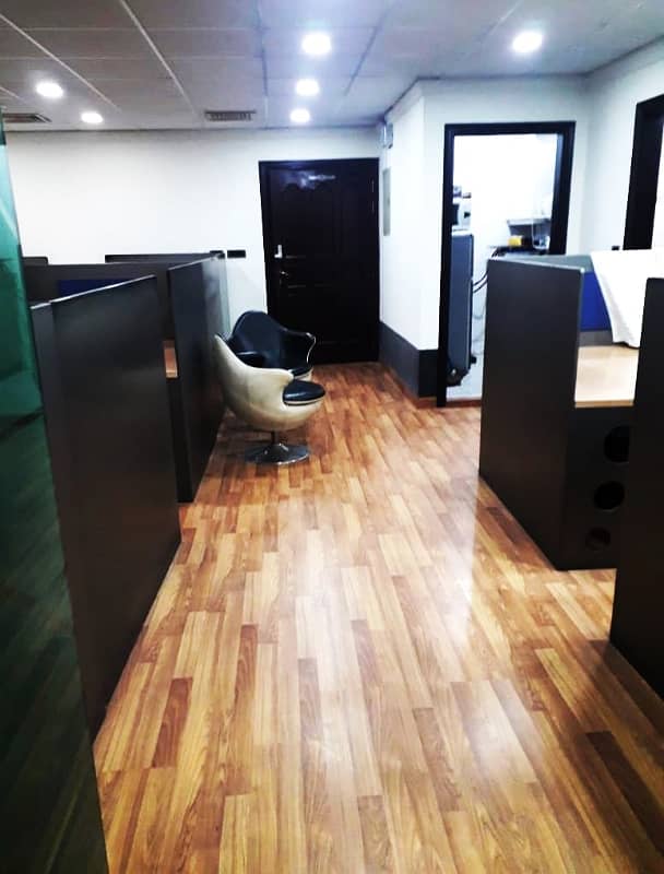 850 Sqft Fully Furnished Office Best Rental of 90 Thousand Monthly Main Boulevard Gulberg Lahore 8