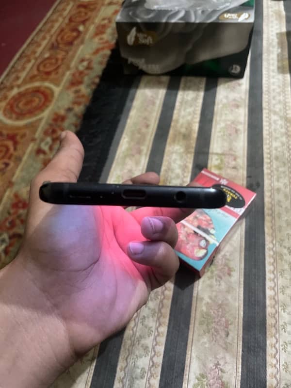 Samsung galaxy s9+ black with box 3