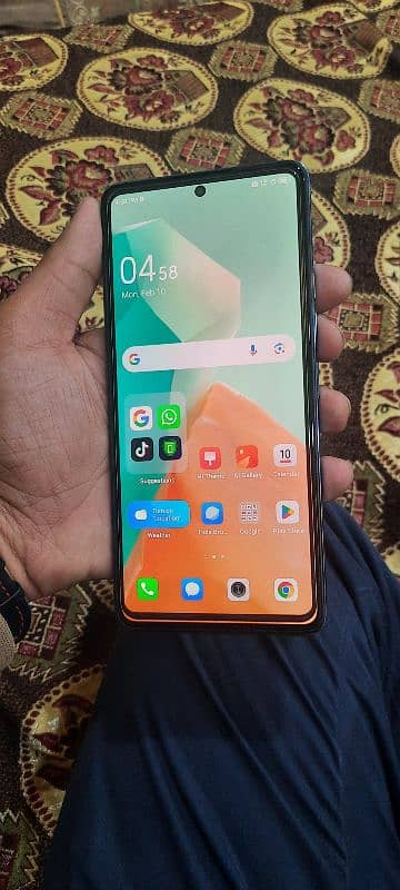 tecno camon 20 8+8 256gb Just phone 1