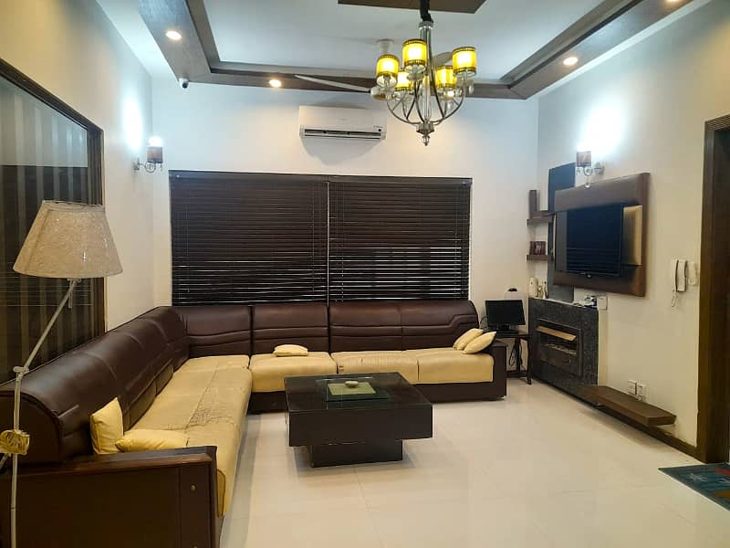 10 MARLA FULLY FURNISHED HOUSE BLOCK D FOR SALE 23