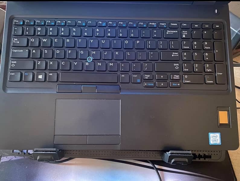 Dell Latitude Core i7 8th gen laptop for sell 2