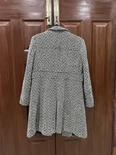 Stylish Worthington Boucle Coat - Perfect for Fall/Winter, Size MEDIUM