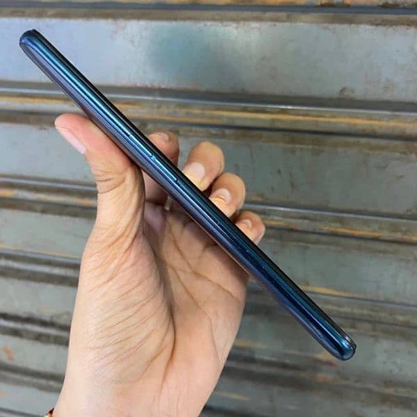 oppo reno 2F 2