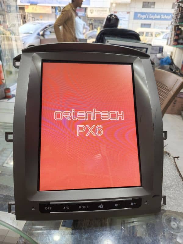 Land crouser+Cygnus 2005 tesla screen orientech 2