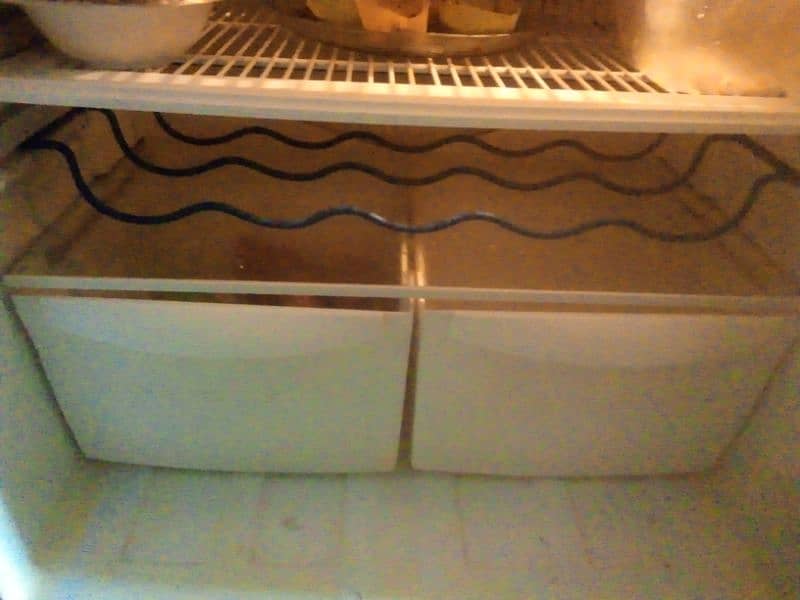 pel Refrigerator 4