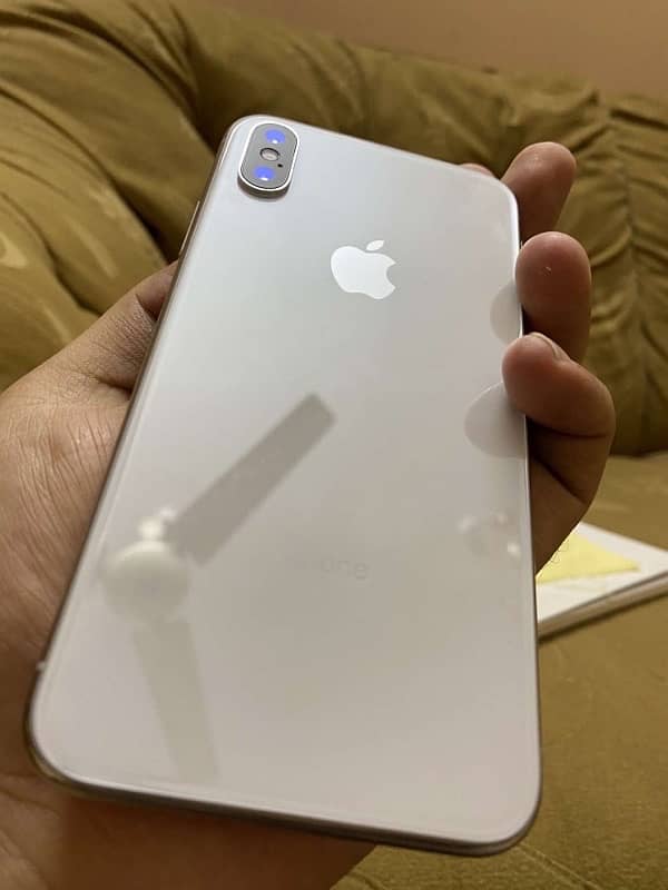 iPhone X - 64 gb l PTA Approved For Sale 2