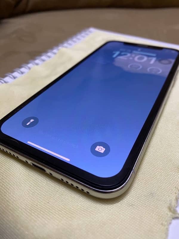 iPhone X - 64 gb l PTA Approved For Sale 4