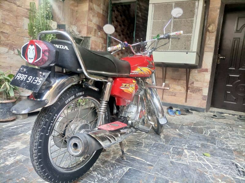 ZXMCO 125 (2022) AVAILABLE 9